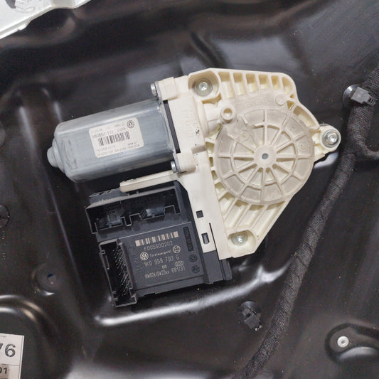 Left front panel rack Volkswagen Passat 2009 code 3c1837755G ecoAC3091