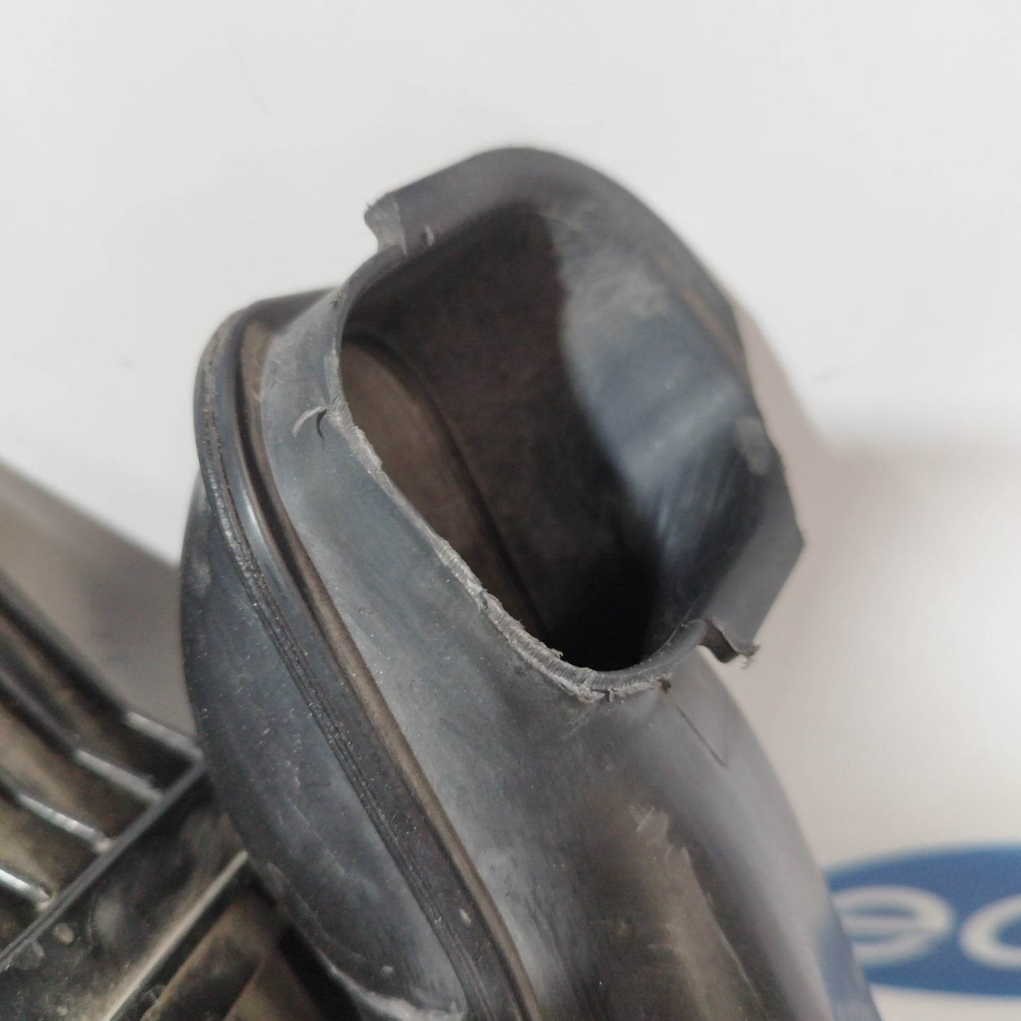 Scatola filtro Suzuki Swift 1.3ddis 2011 codice 68L-a01 ecoAC3187