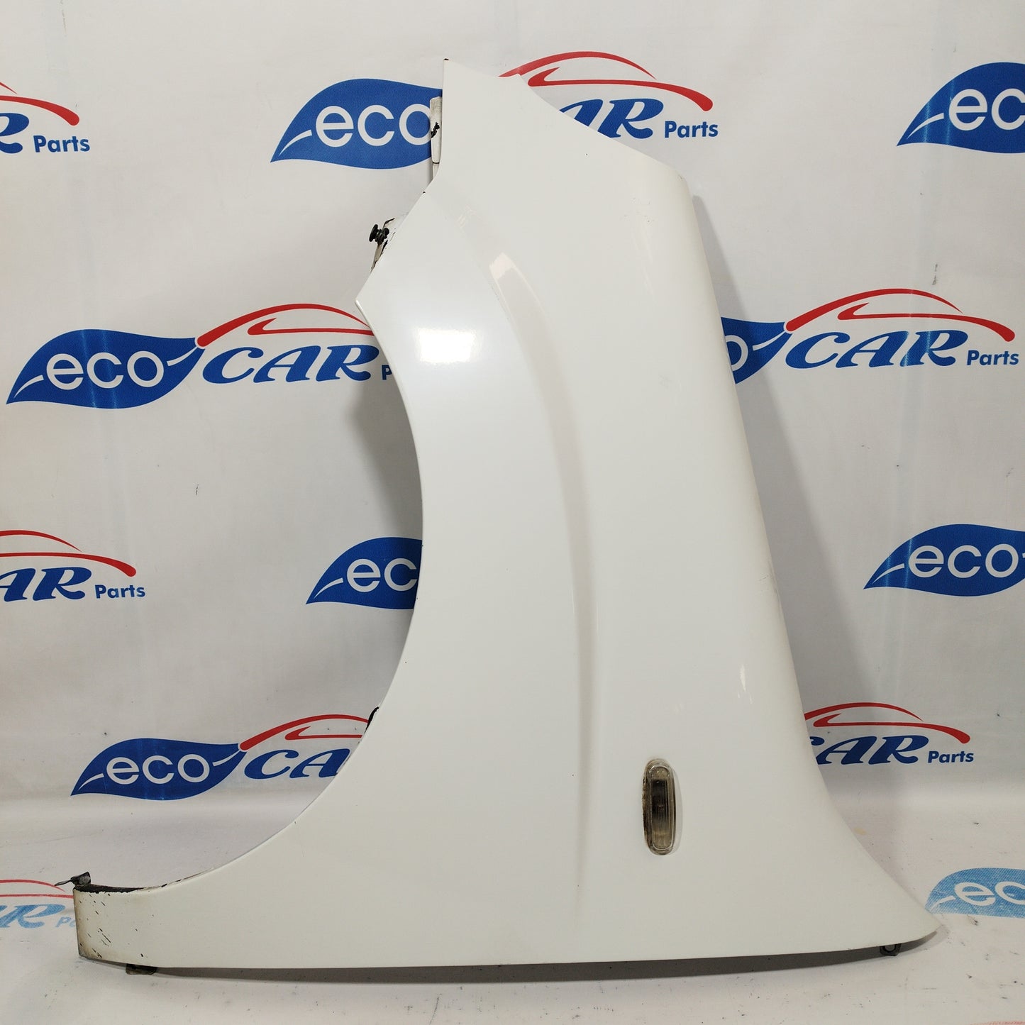 White left fender Fiat Doblo 2008 ecoAC3211