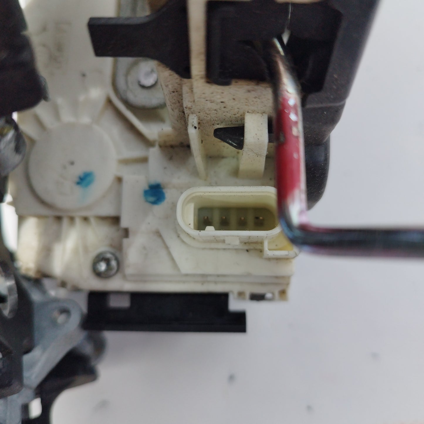 Rear left lock Lancia Thema 2014 (4 pins) code p04589915ad ecoAC3324