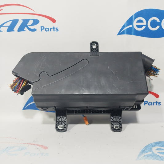 Jaguar F-Pace 2.0 d 2017 Sicherungskastencode hk83-14n073-ga ecoAC3378