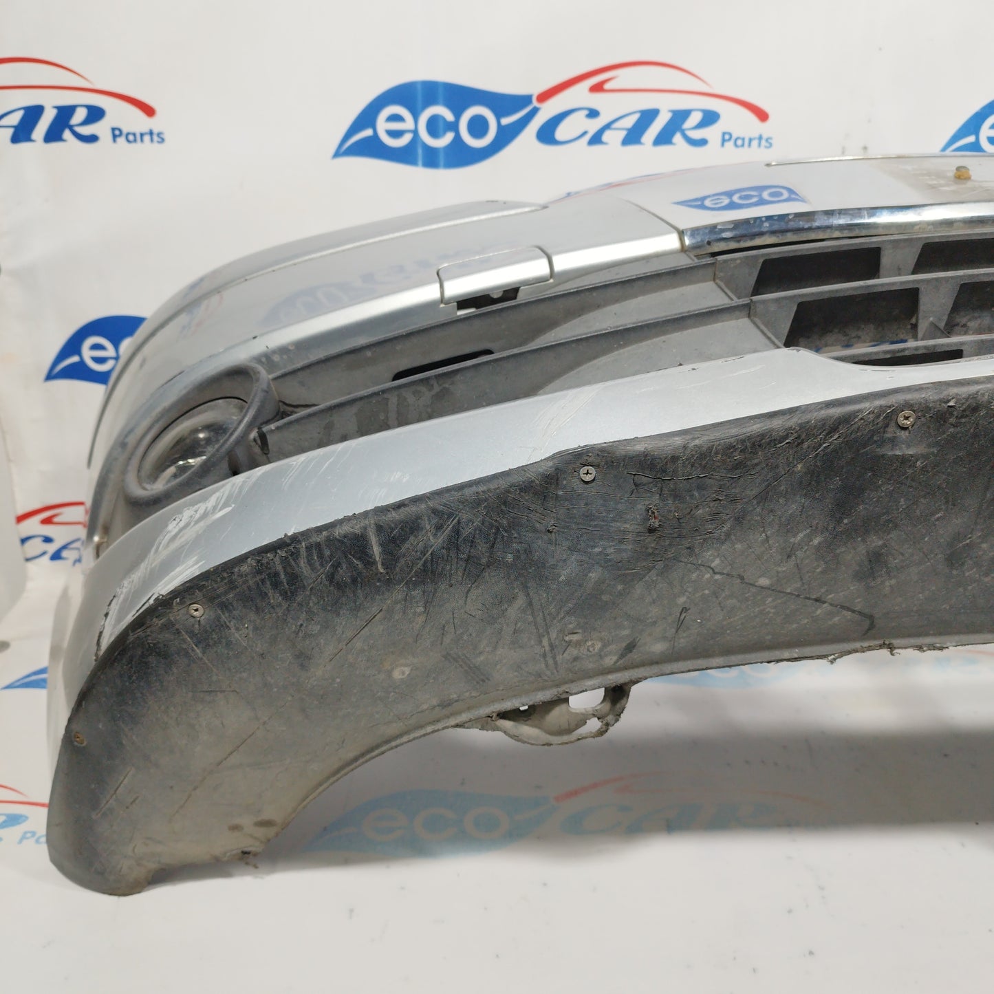Front bumper silver gray Volkswagen Touran 2007 ecoAC3442