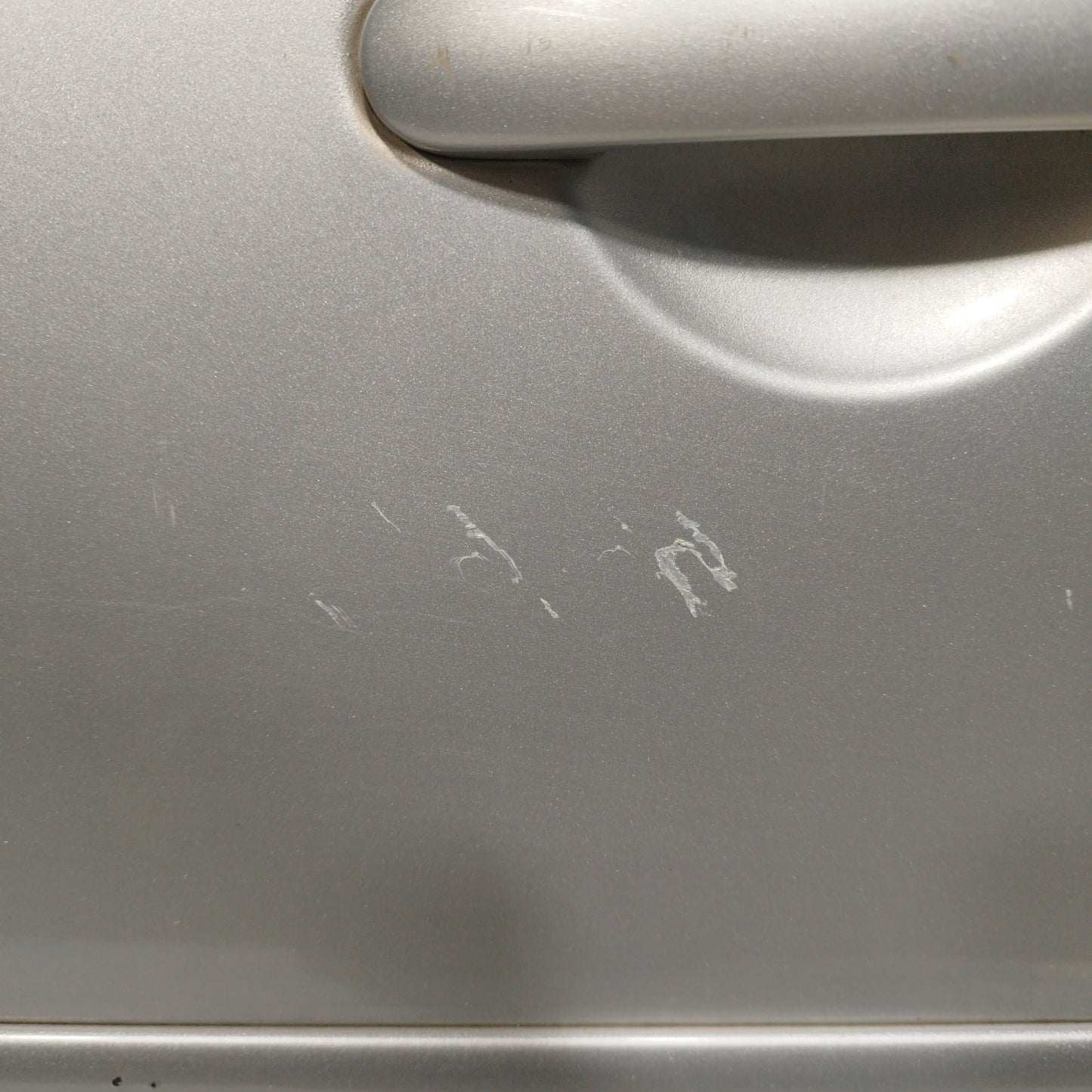 Left front door silver gray Volkswagen Touran 2007 ecoAC3451