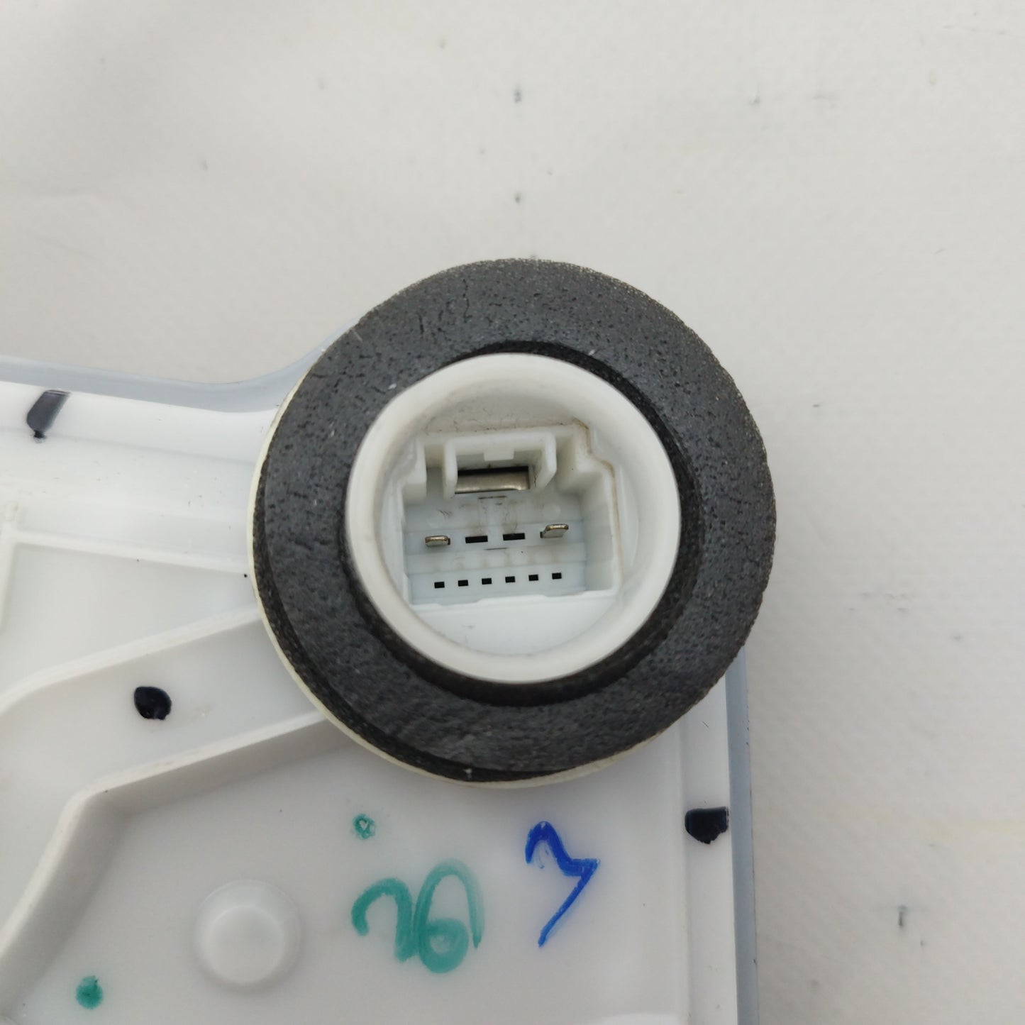 Serratura anteriore dx Peugeot 108 2018 2 pin ecoAC3812