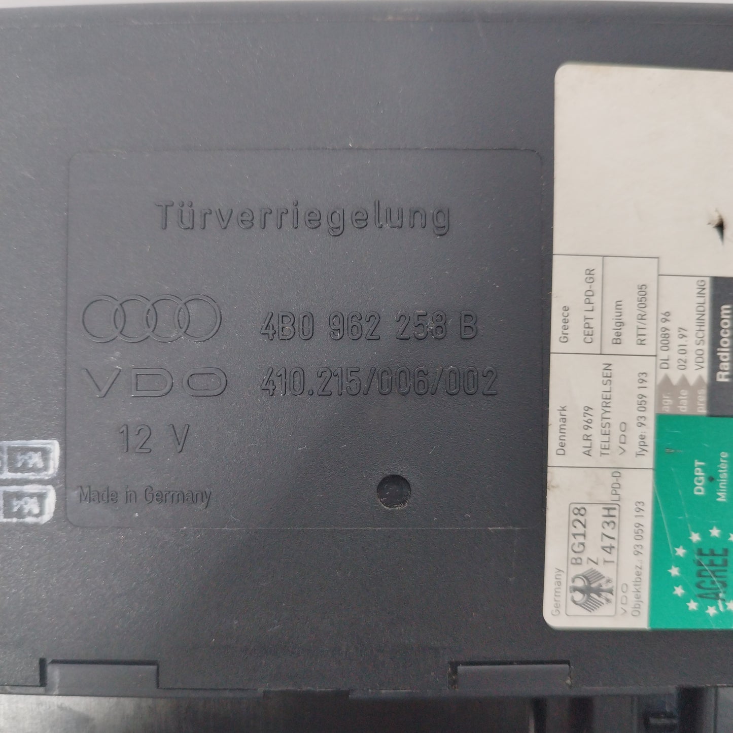 Audi A6 2000 Komfortsteuergerät Code: 4b0962258b ecoAC3890