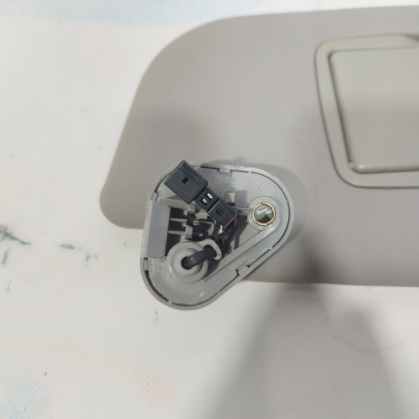 Right sun visor with gray light Alfa Romeo 147 2002 ecoAC3934