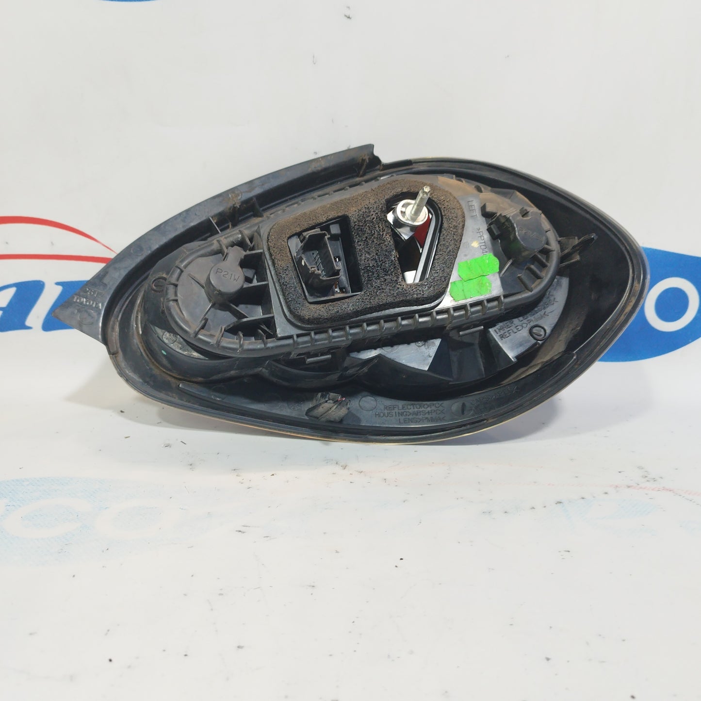 Toyota Aygo 2012 ecoAC3949 linke Rückleuchte