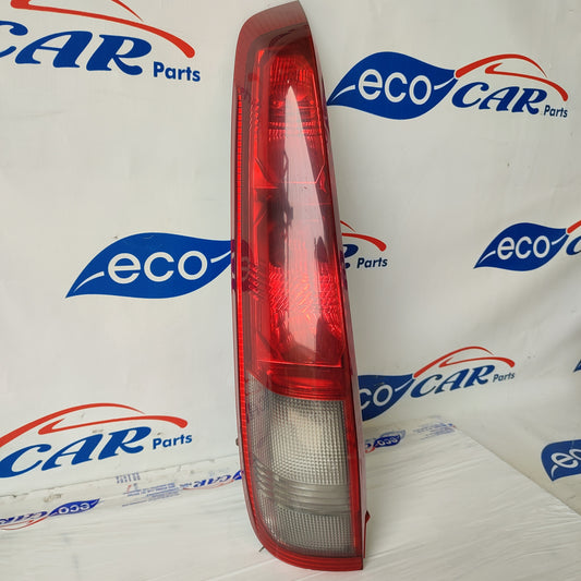 Nissan X-Trail 2005 ecoAG1713 linke Rückleuchte
