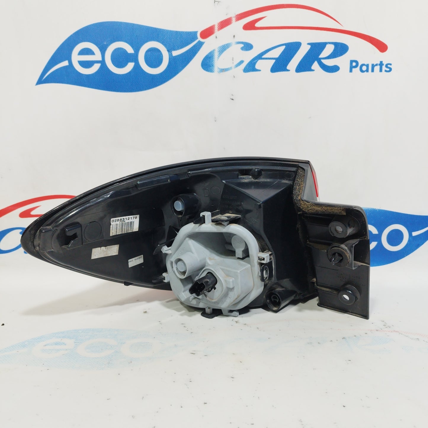 Renault Captur 2016, rechte hintere Außenleuchte, Code: 265502731R ecoAC3988