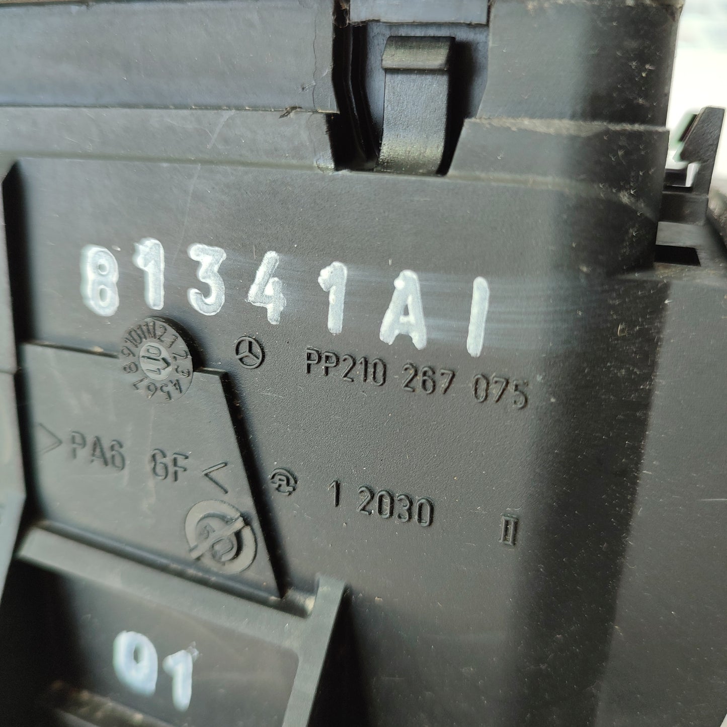 Automatischer Wählhebel Mercedes E-Klasse W210 270 CDI Code: PP210267075 EcoAG1766