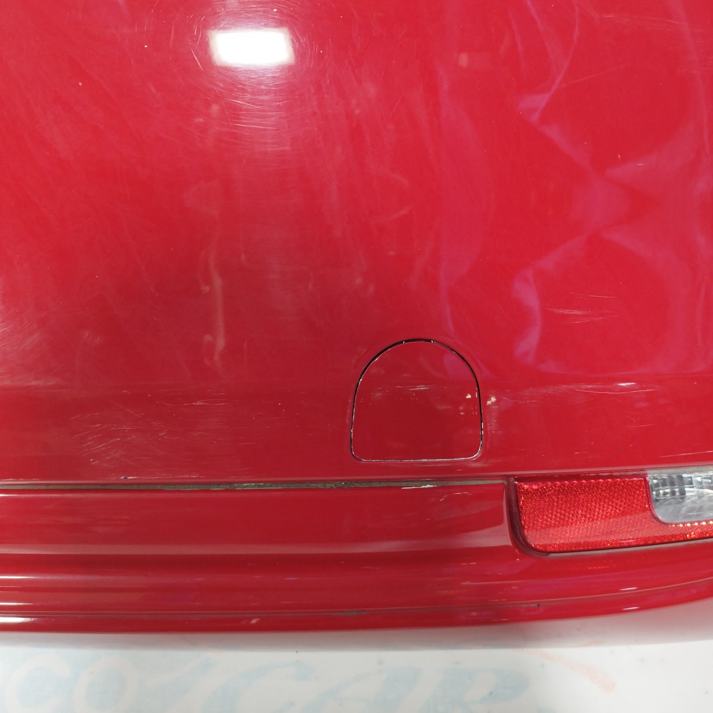 Paraurti posteriore rosso con sensori di parcheggio Fiat 500 2019 ecoAC4108