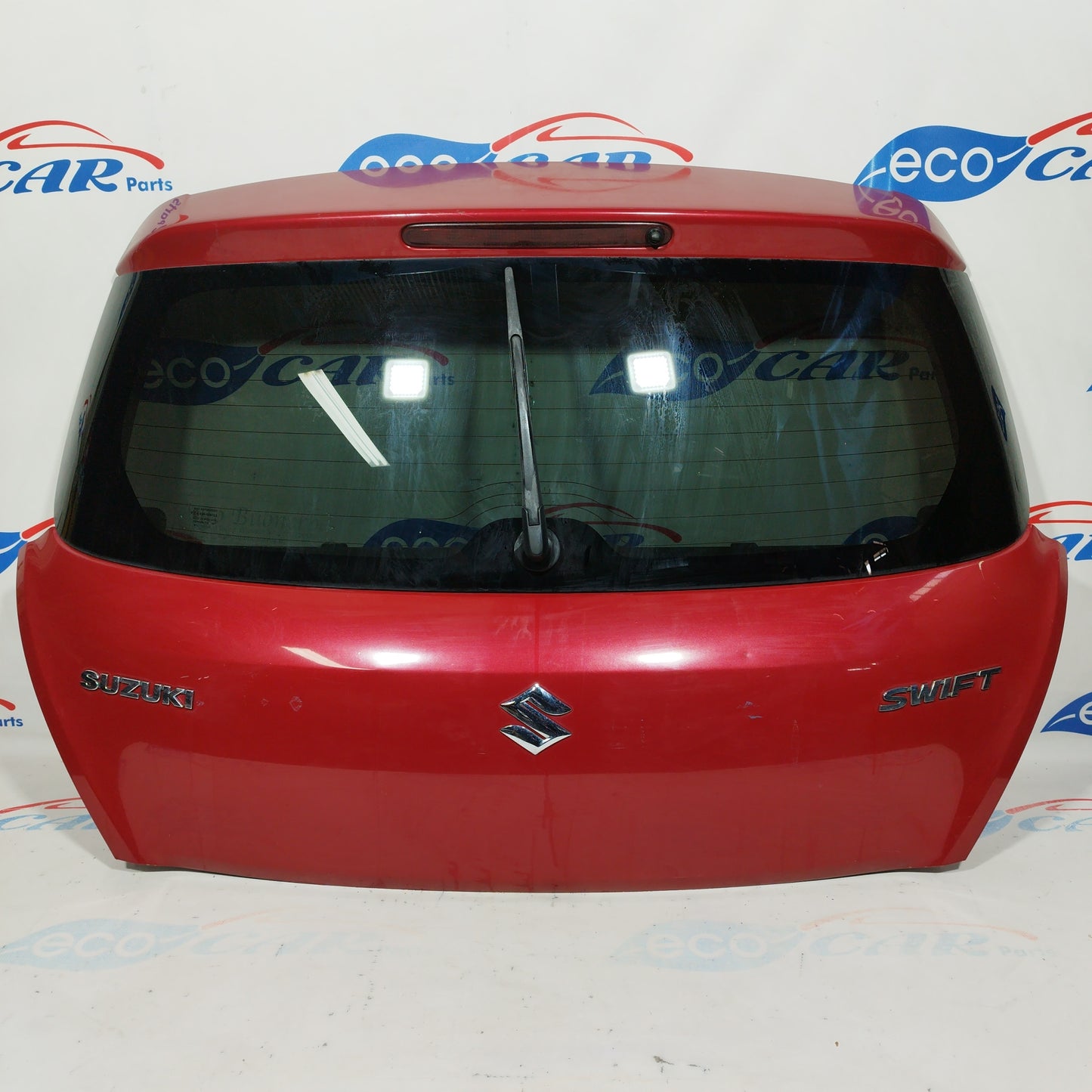 Rote Heckklappe mit getöntem Glas Suzuki Swift 2010 ecoAC4222