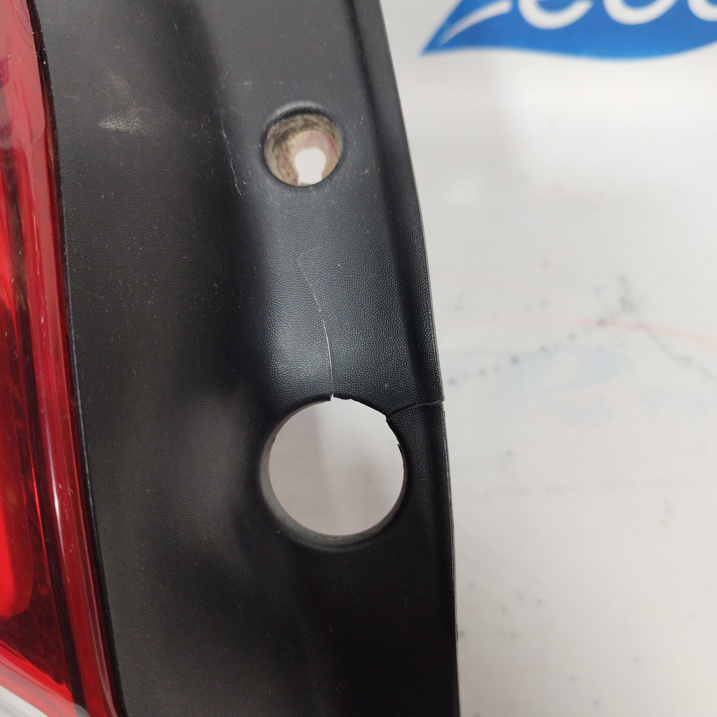 Linke Rückleuchte Renault Clio 2010 Code 8200886944 ecoAC4253