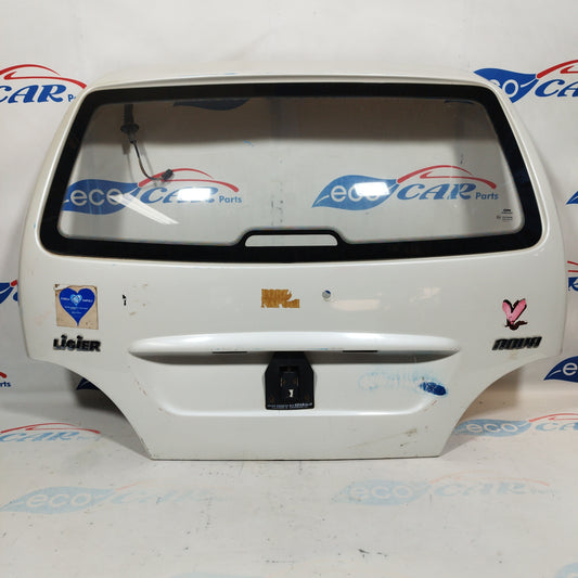 Ligier Nova 2003 ecoAC4256 white tailgate