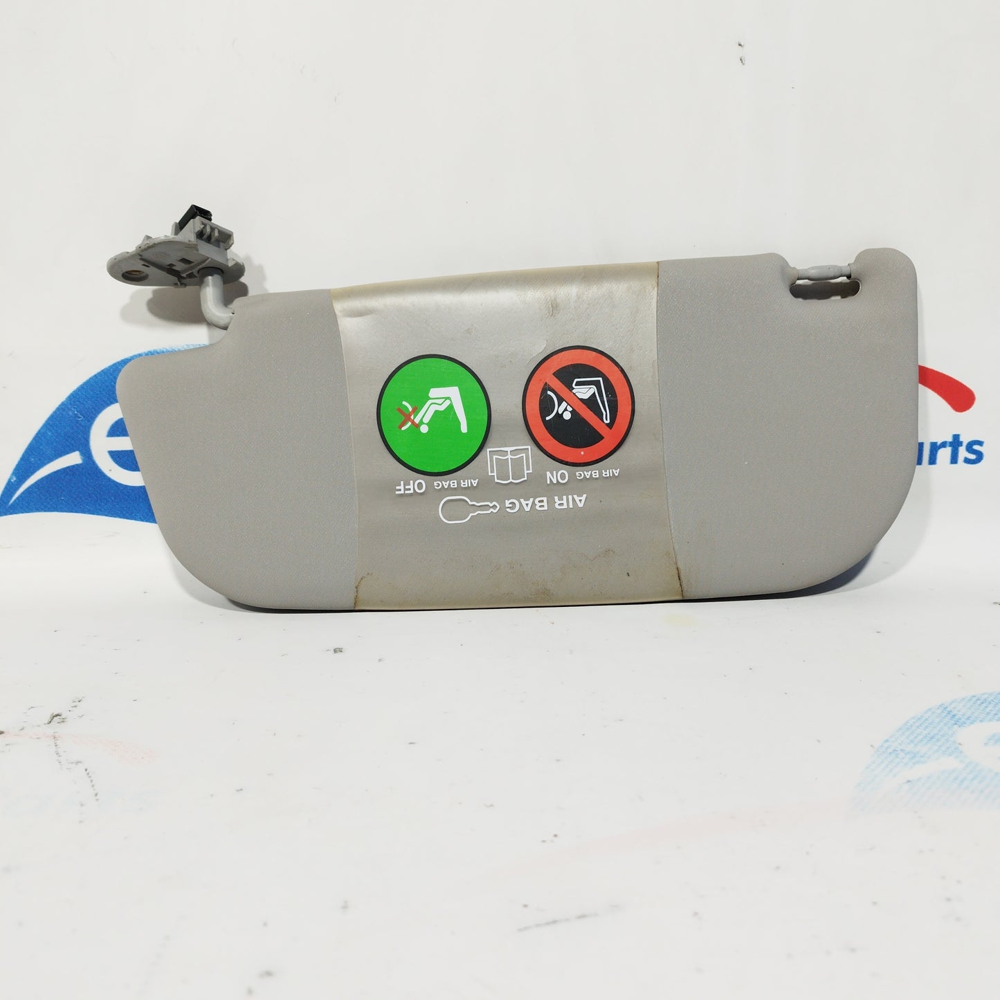 Aletta parasole dx grigia con luce Alfa Romeo 147 2002 I serie ecoAC4364
