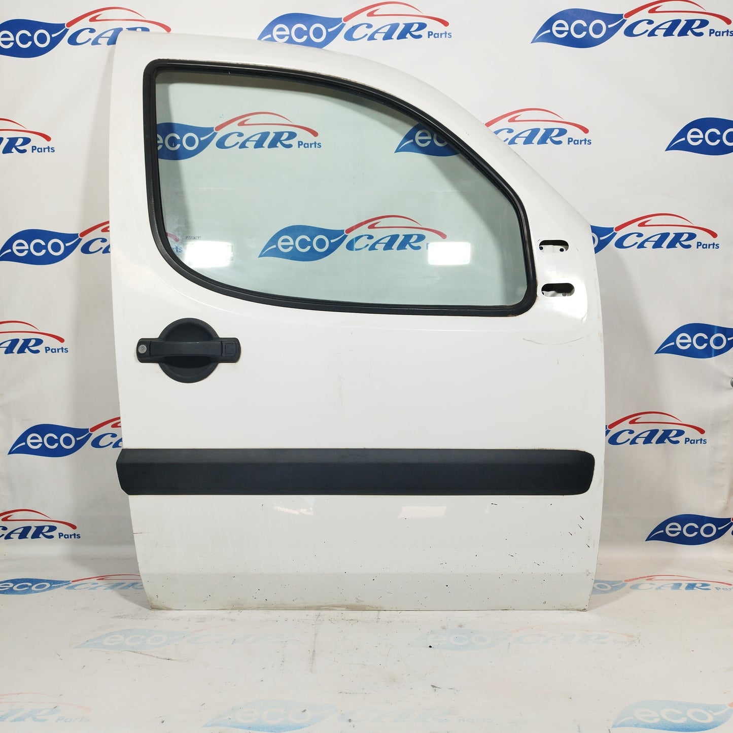 White right front door Fiat Doblo 2007 ecoAC4427