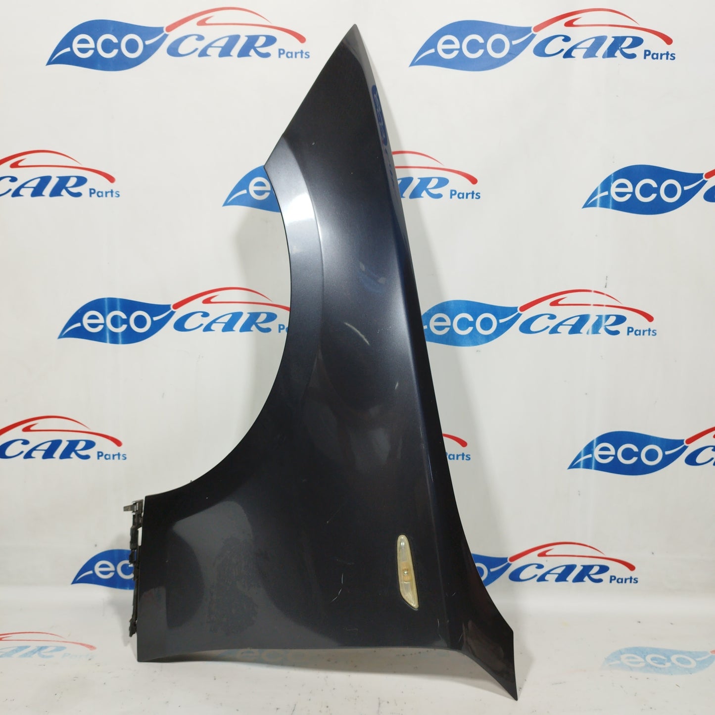 Dark gray left mudguard Bmw Serie 1 e81 / e89 2009 ecoAC4485
