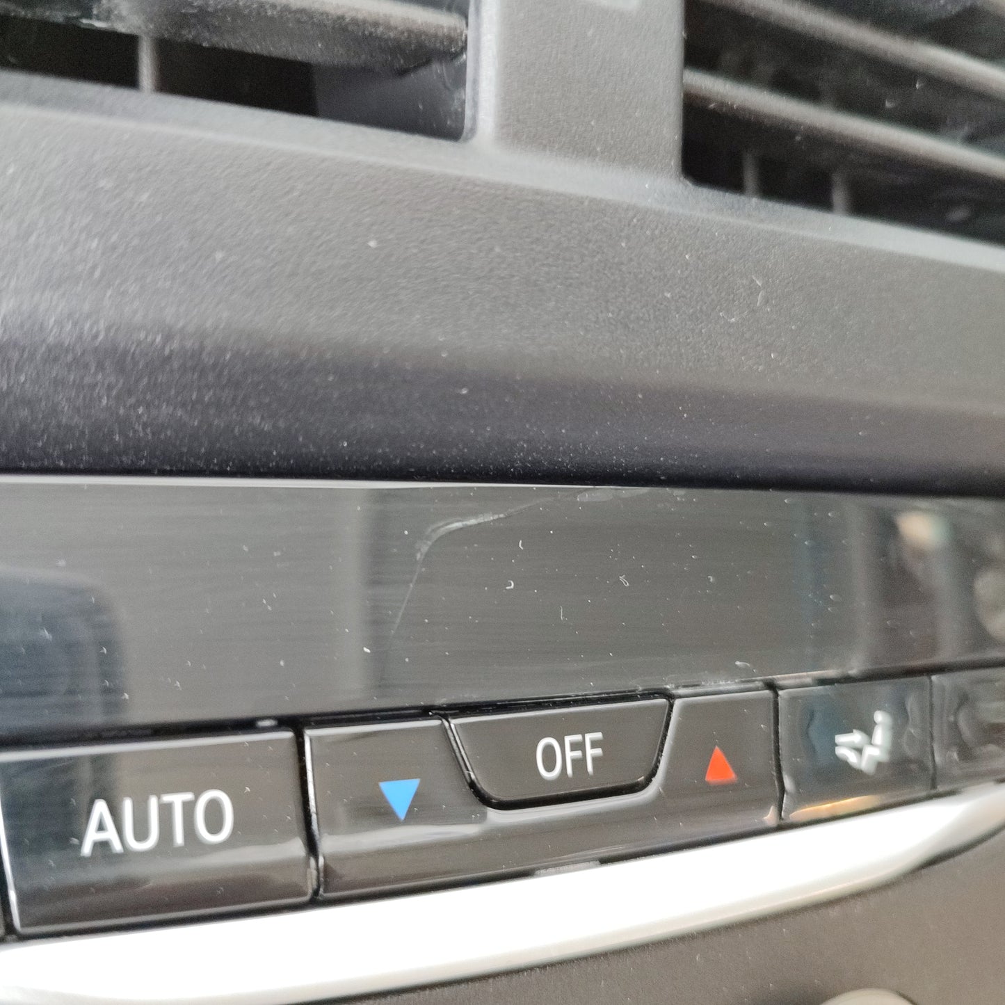 Digitales Klimabedienteil hinten BMW 3er xDrive 2020 Cod. 943012-03 ecoAG2367