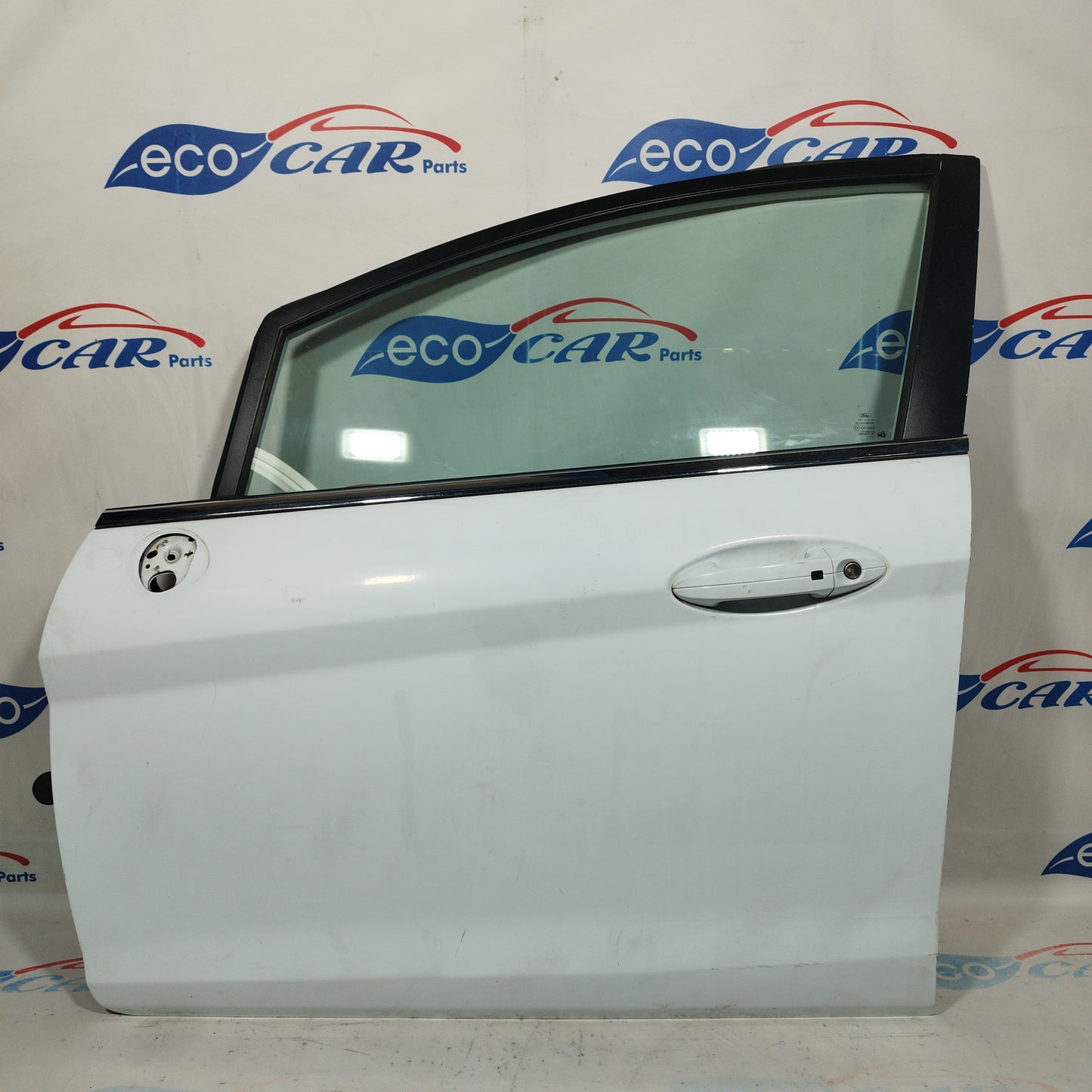 Weiße Vordertür links Ford Fiesta 2011 ecoAC4583