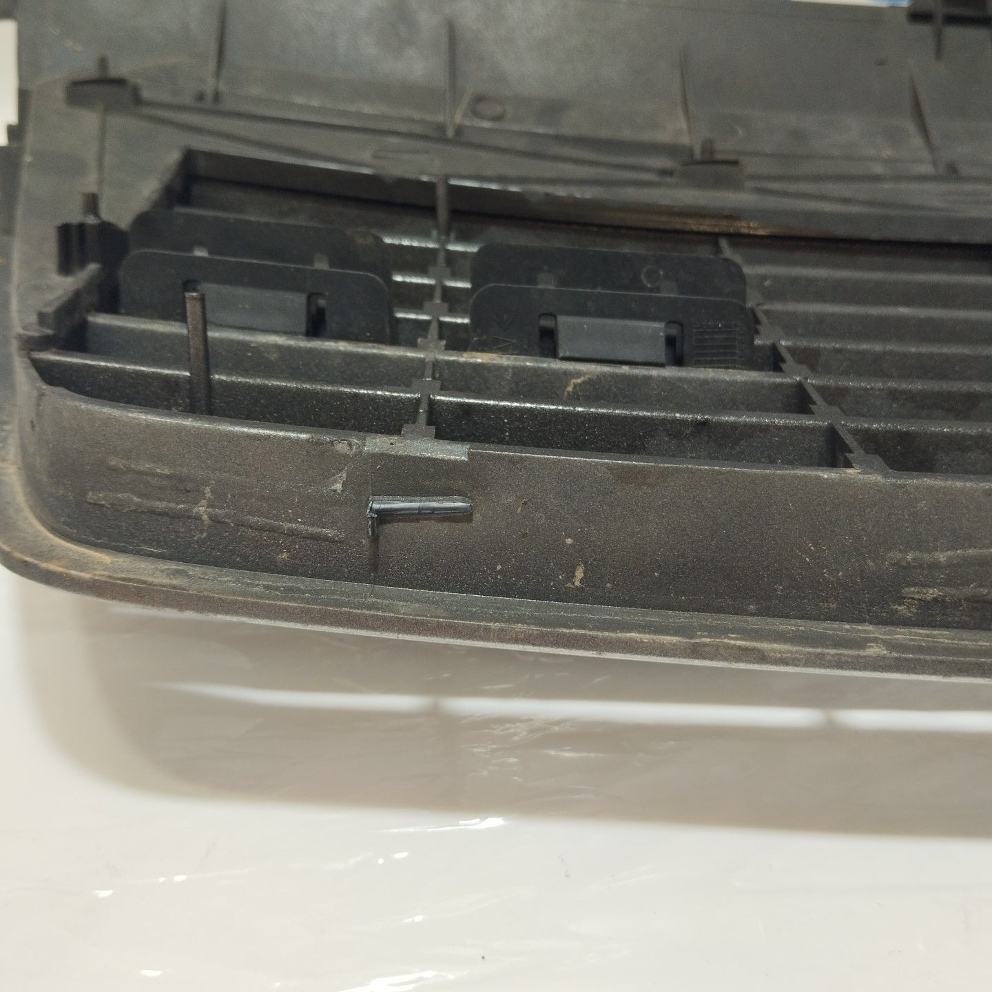 Front grille Fiat Croma 2007 MTJ gray silver ecoAG2413