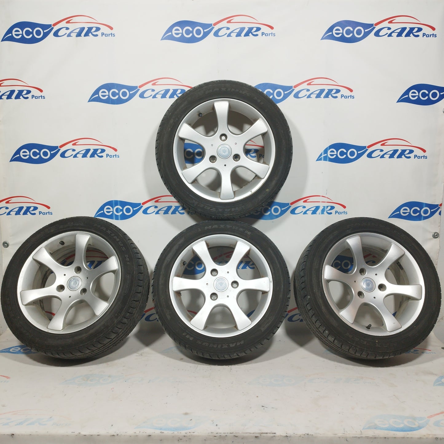 Cerchi in Lega da 15 pollici 5 con gomme Smart Fortwo 450 2005 codice: 0015436v001 ecoAC4677
