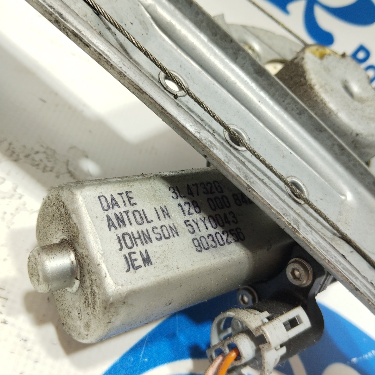 Right front rack Dacia Sandero 2010 code: 9030256 ecoAG2516