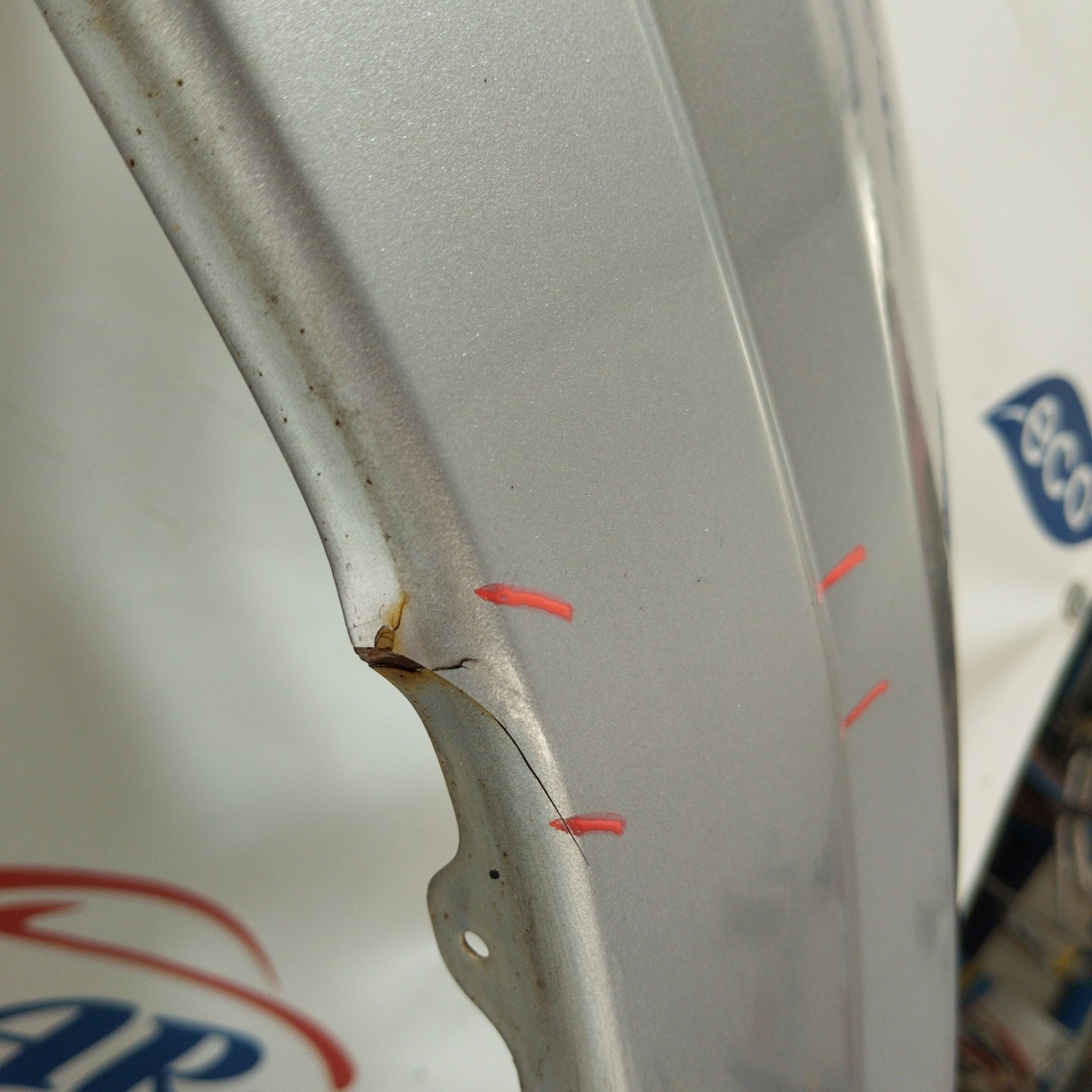 Right fender silver gray Mitsubishi Pajero 2005 ecoAG2551