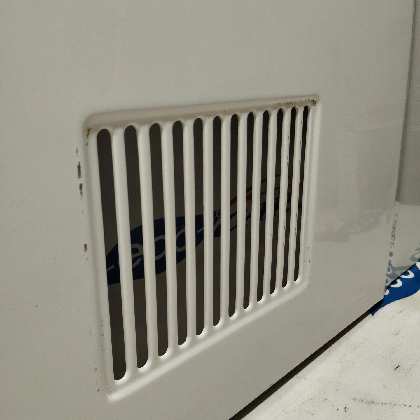 Fiat Panda 1995 weiß ecoAG2555 Motorhaube