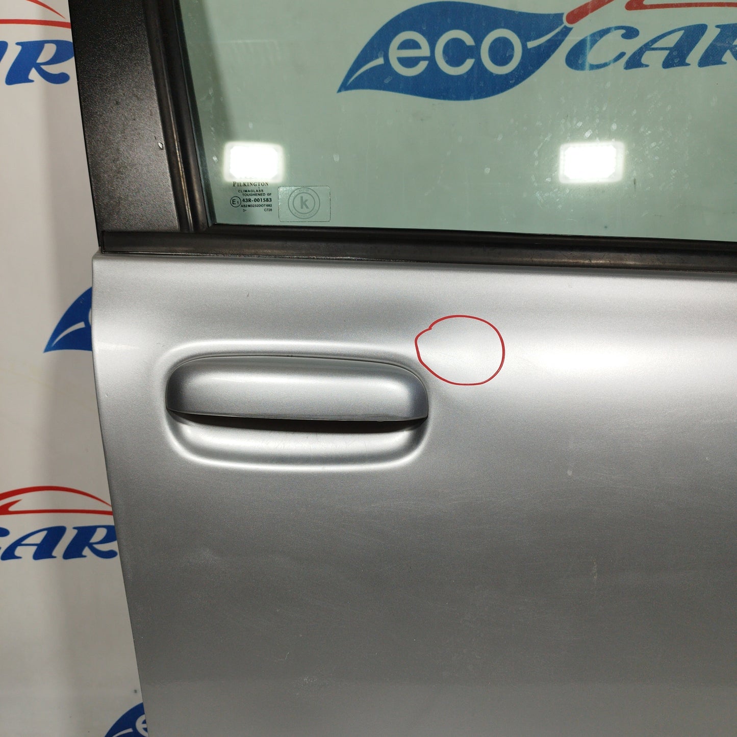 Front right door in cheerful metallic gray Fiat New Panda 2013 ecoAC4722