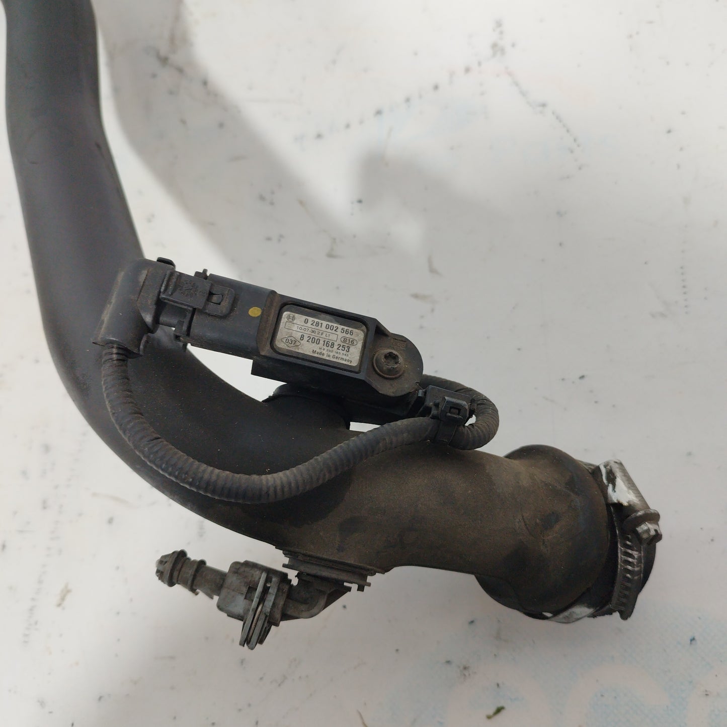 Ladeluftkühlerrohr Renault Clio / Modus 1.5 dci 2010 Teilenummer: 8200527669 ecoAC4831