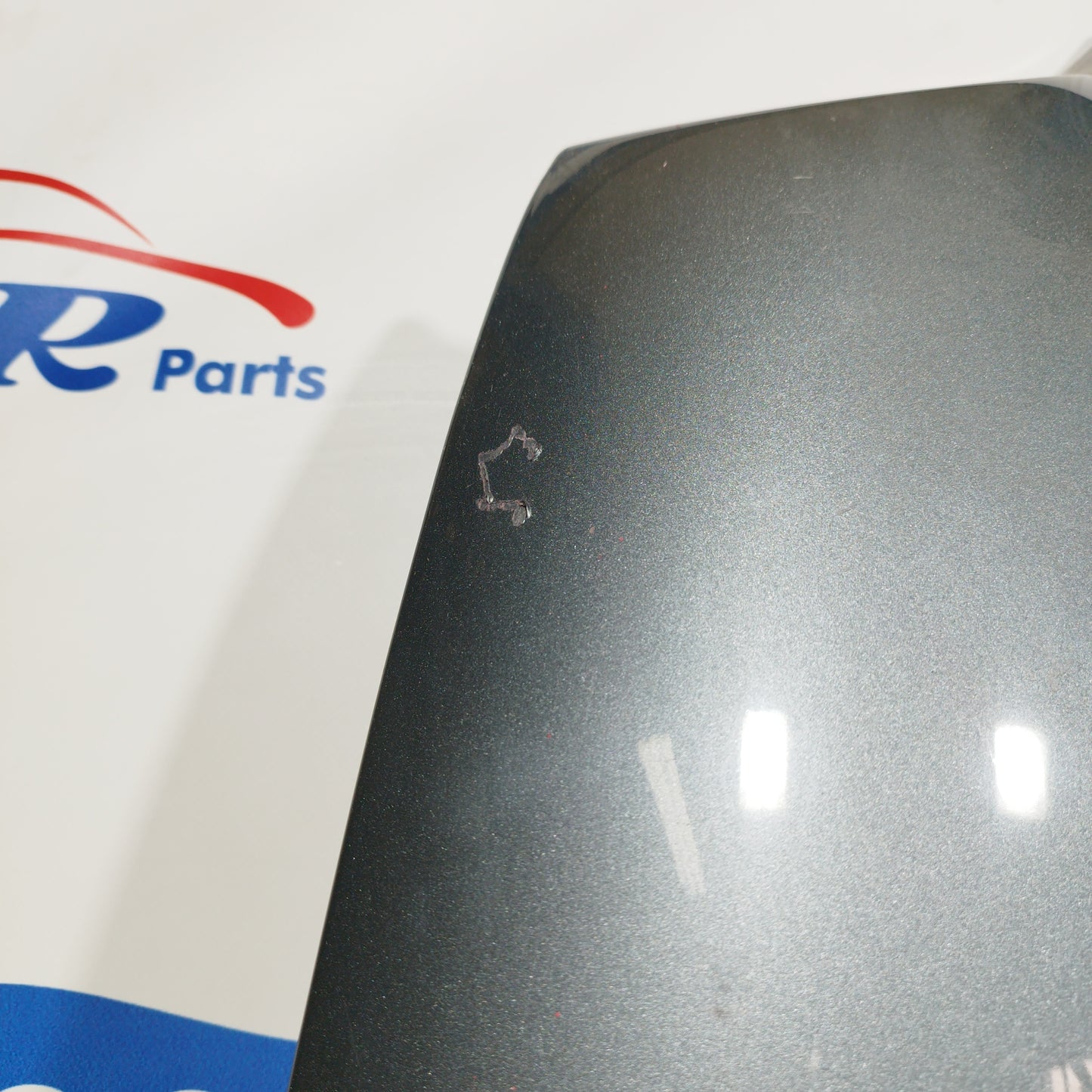 Dark gray bonnet Jaguar S-Type 2005 ecoAC4971