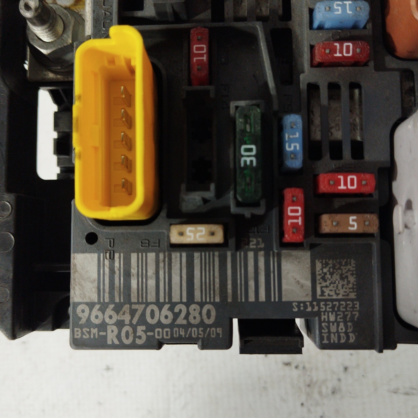 BSM Peugeot 308 control unit code: 9664706280 R05 ecoAG2726