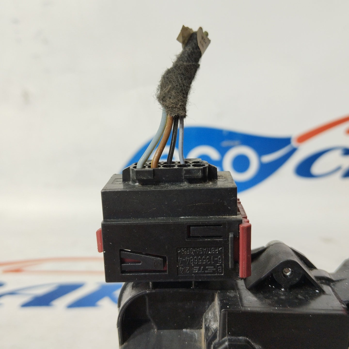 Rear right lock Opel Corsa E code: 13431845 4 wires ecoAG2730