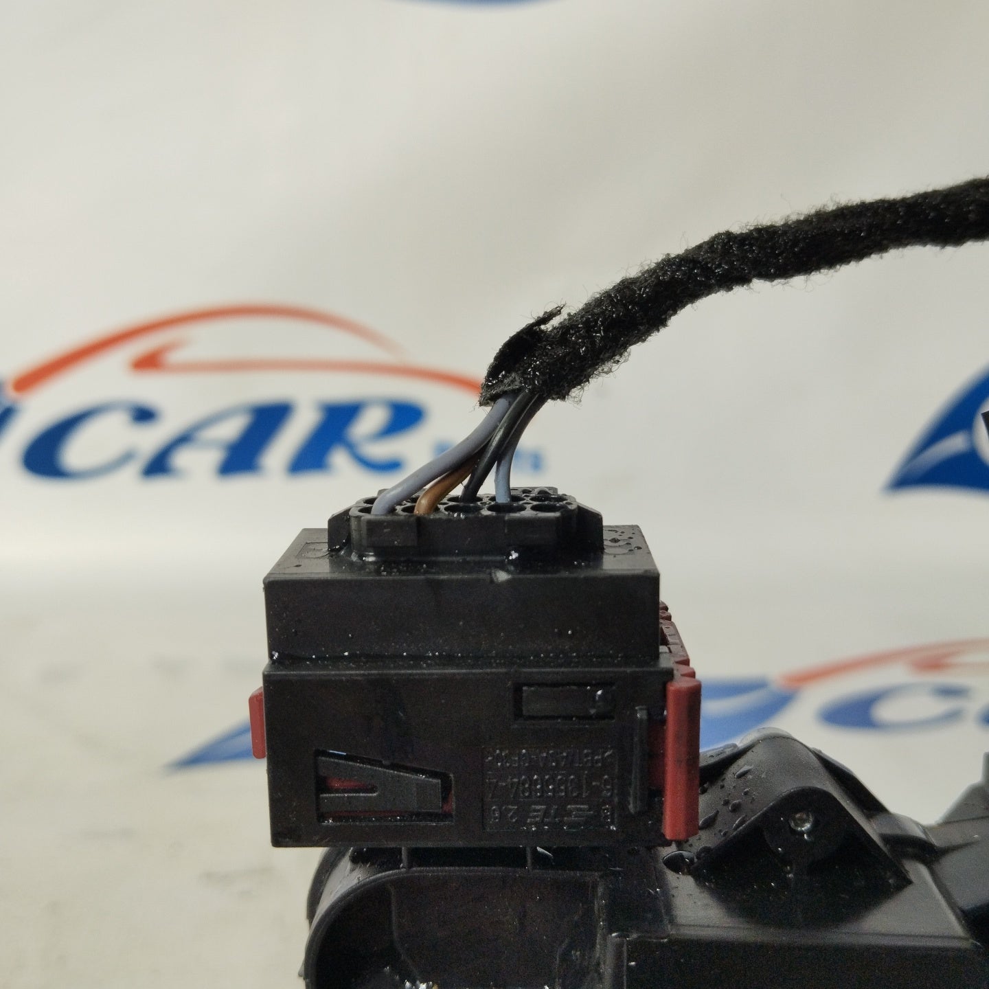 Türschloss vorne rechts Opel Corsa E Code: 13431840 ecoAG2733