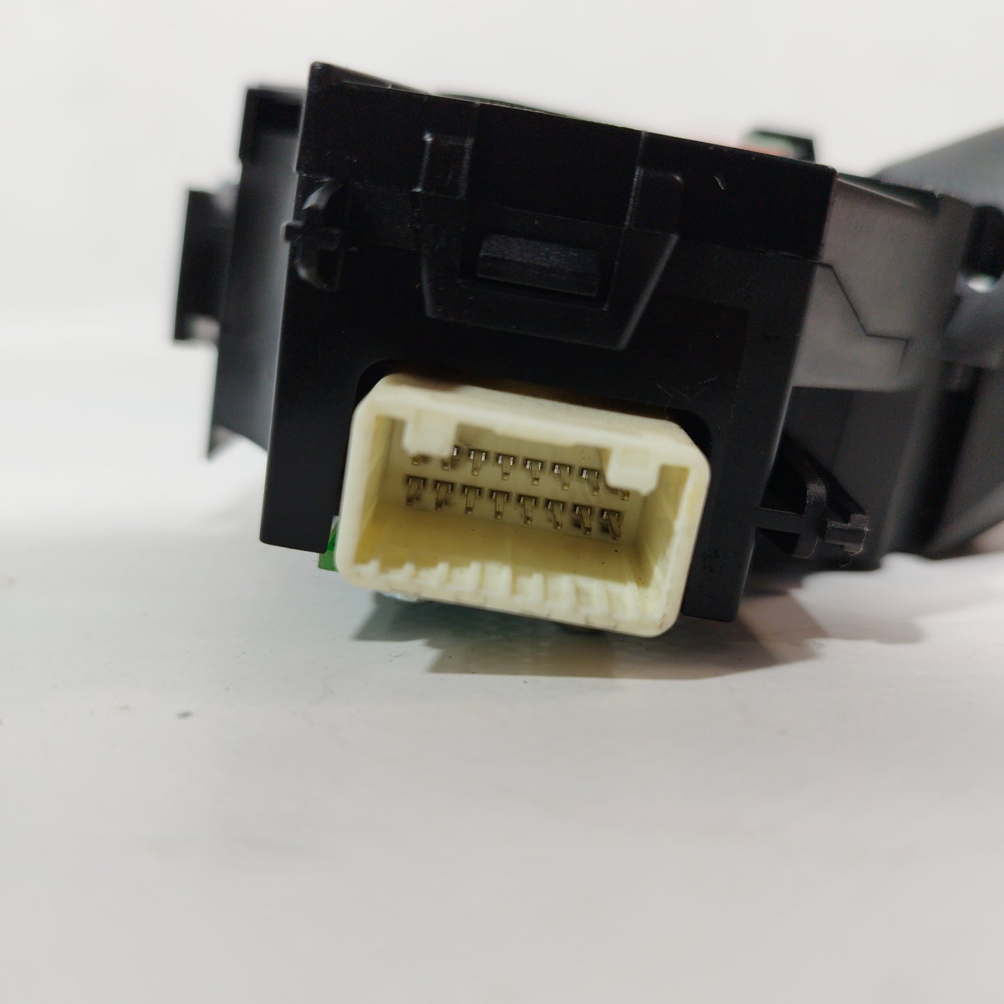 Mazda 2 2011 windshield wiper light switch lever code: df7166128 ecoAC5098