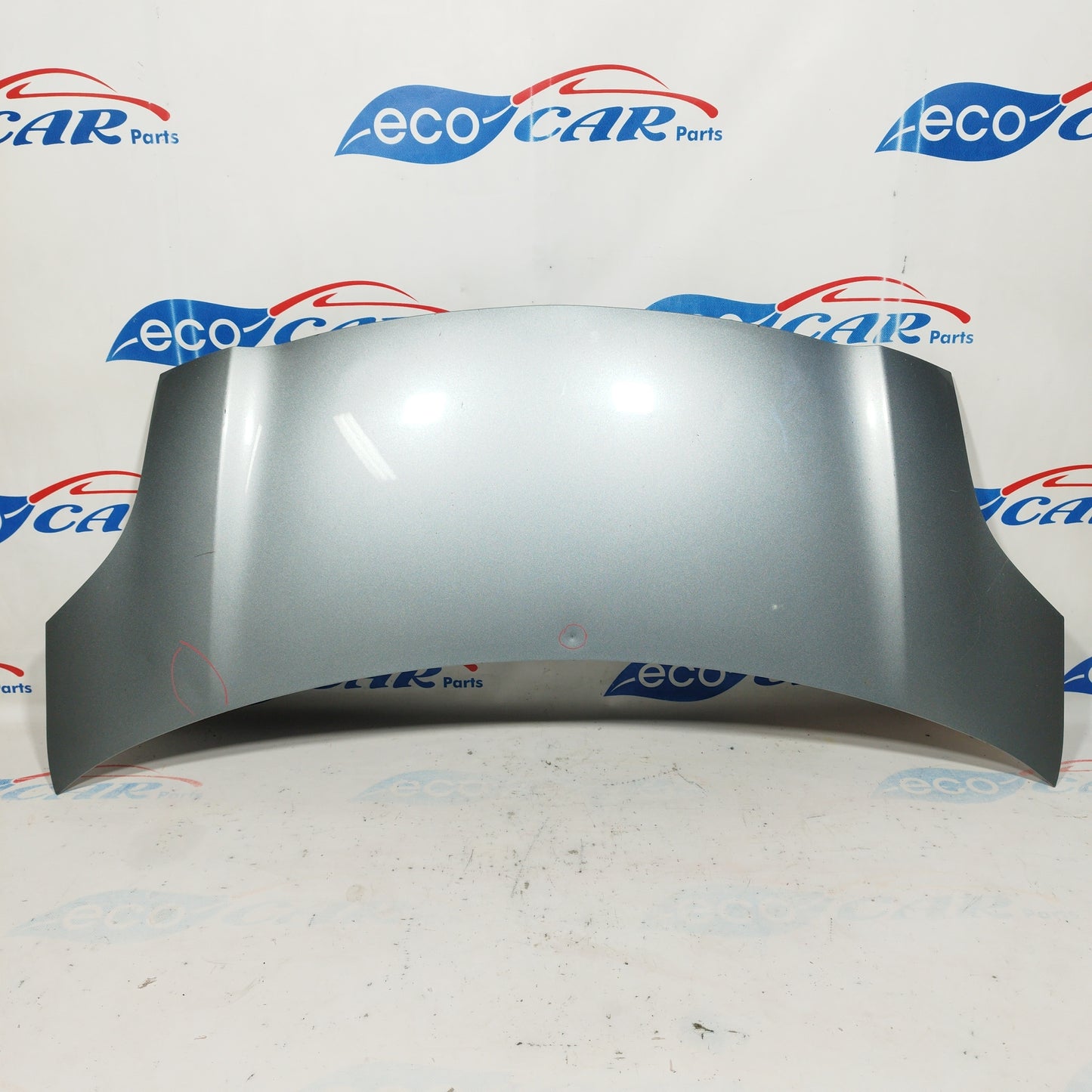 Medium gray bonnet Toyota Yaris 2008 ecoAC5162