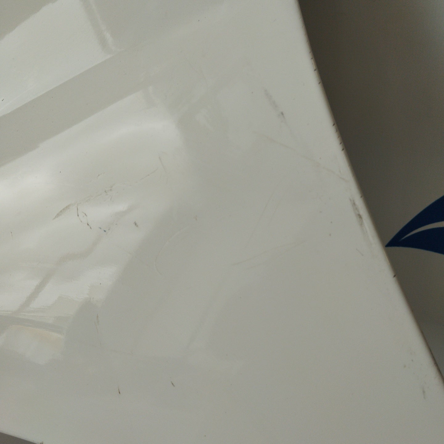 White left mudguard Peugeot 207 ecoAG2978