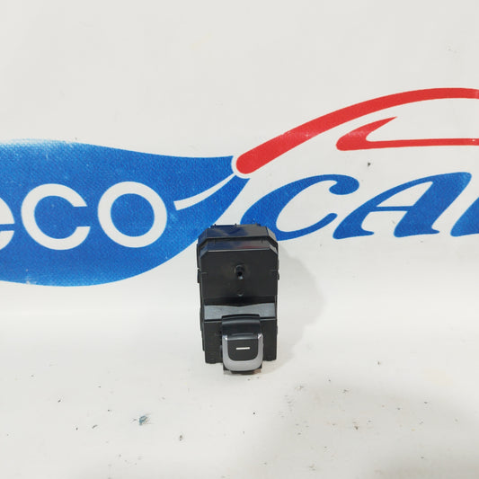 Pulsante posteriore dx Kia Sportage 2018 codice: 93590-D9100 ecoAC5410