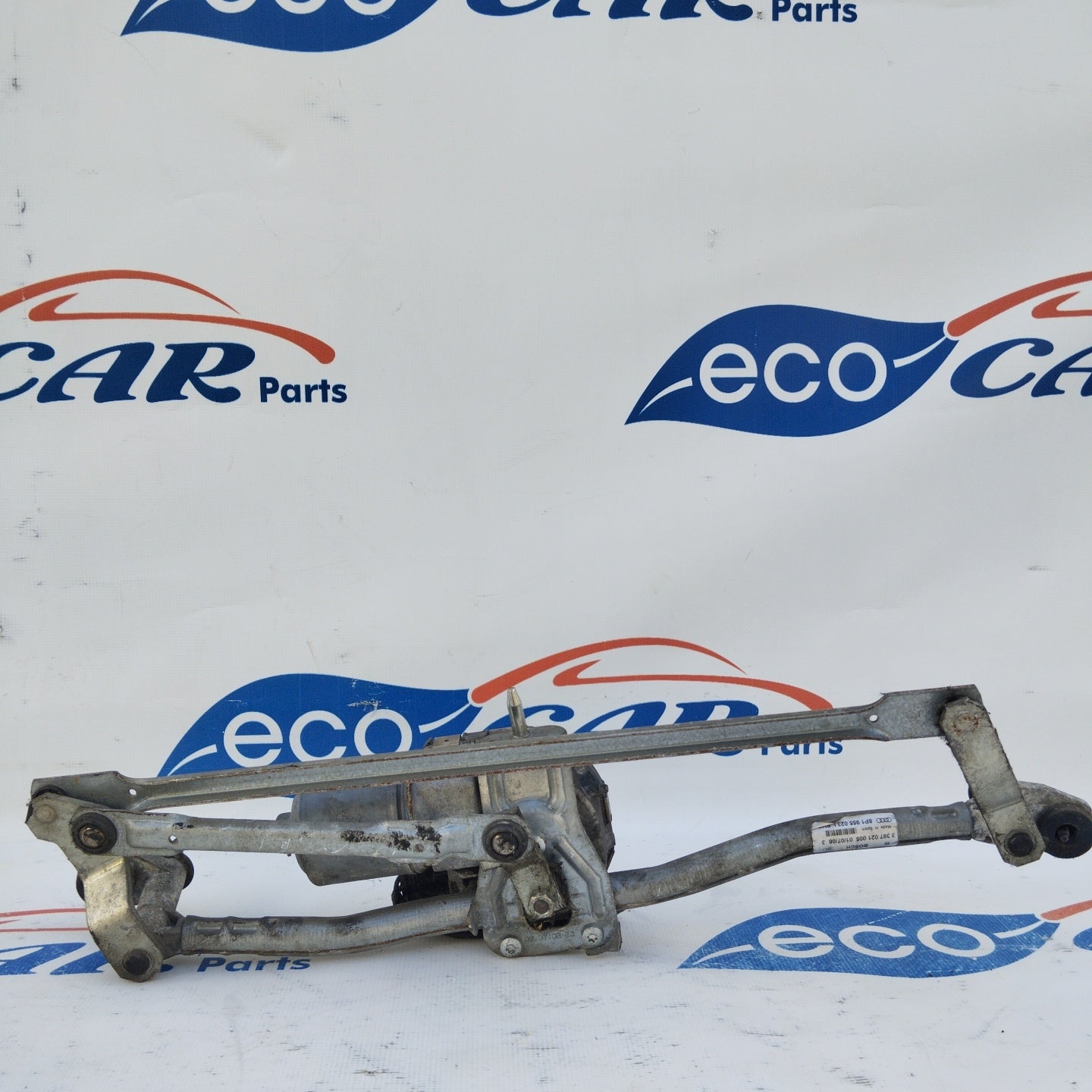 Front windshield wiper motor Audi A3 2010 code: 1397220584 ecoAG3048
