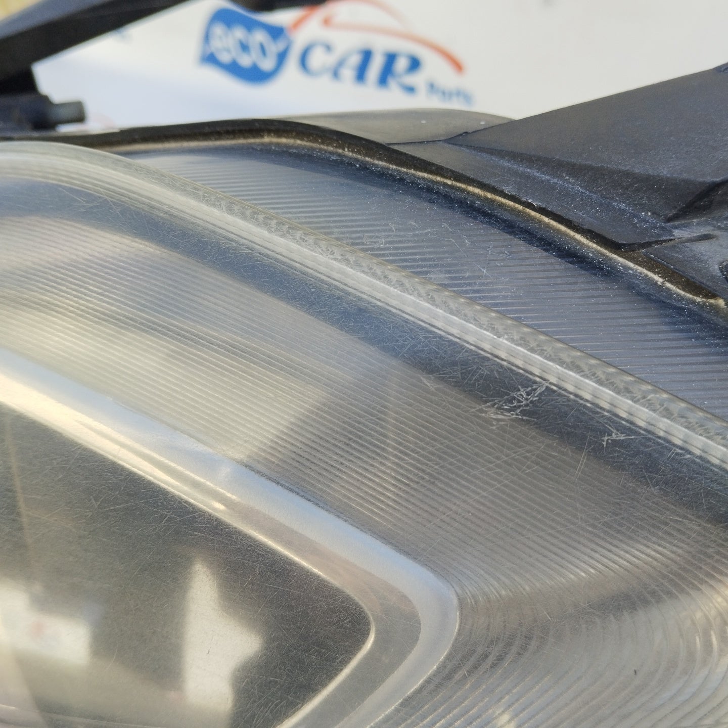 Left Xenon front light Lancia Delta 2010 ecoAG3095