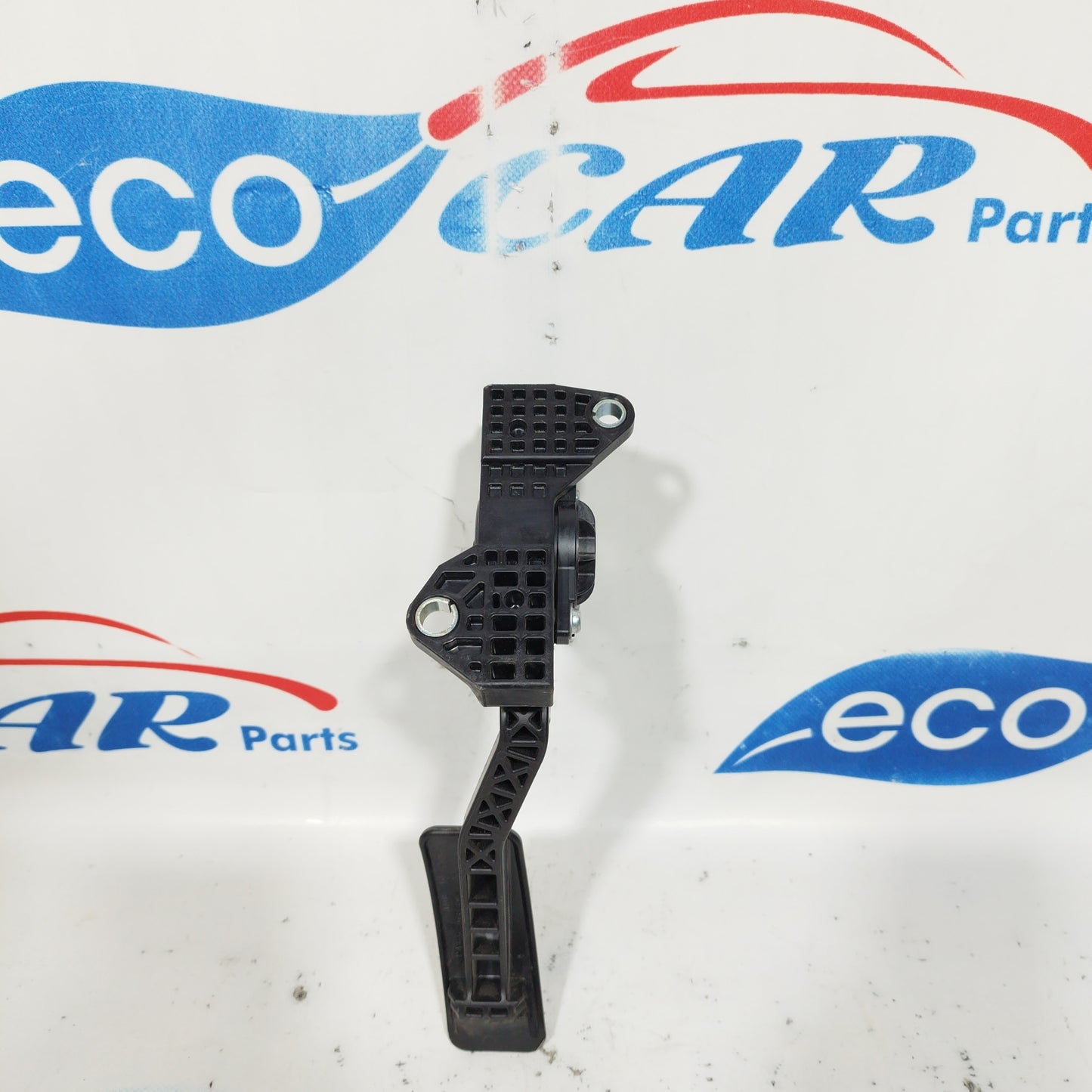 Accelerator pedal Subaru Forester 2010 2.0 B code: 198800-7120 ecoAC5679