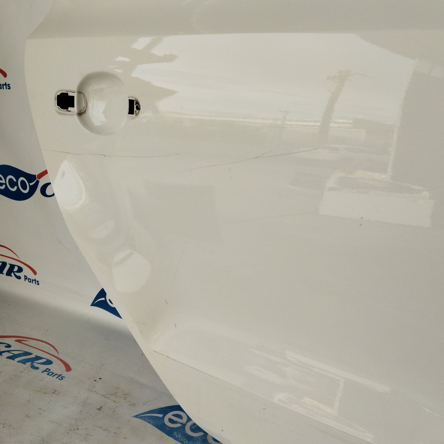White right rear door Volkswagen Polo 2014 ecoAG3235