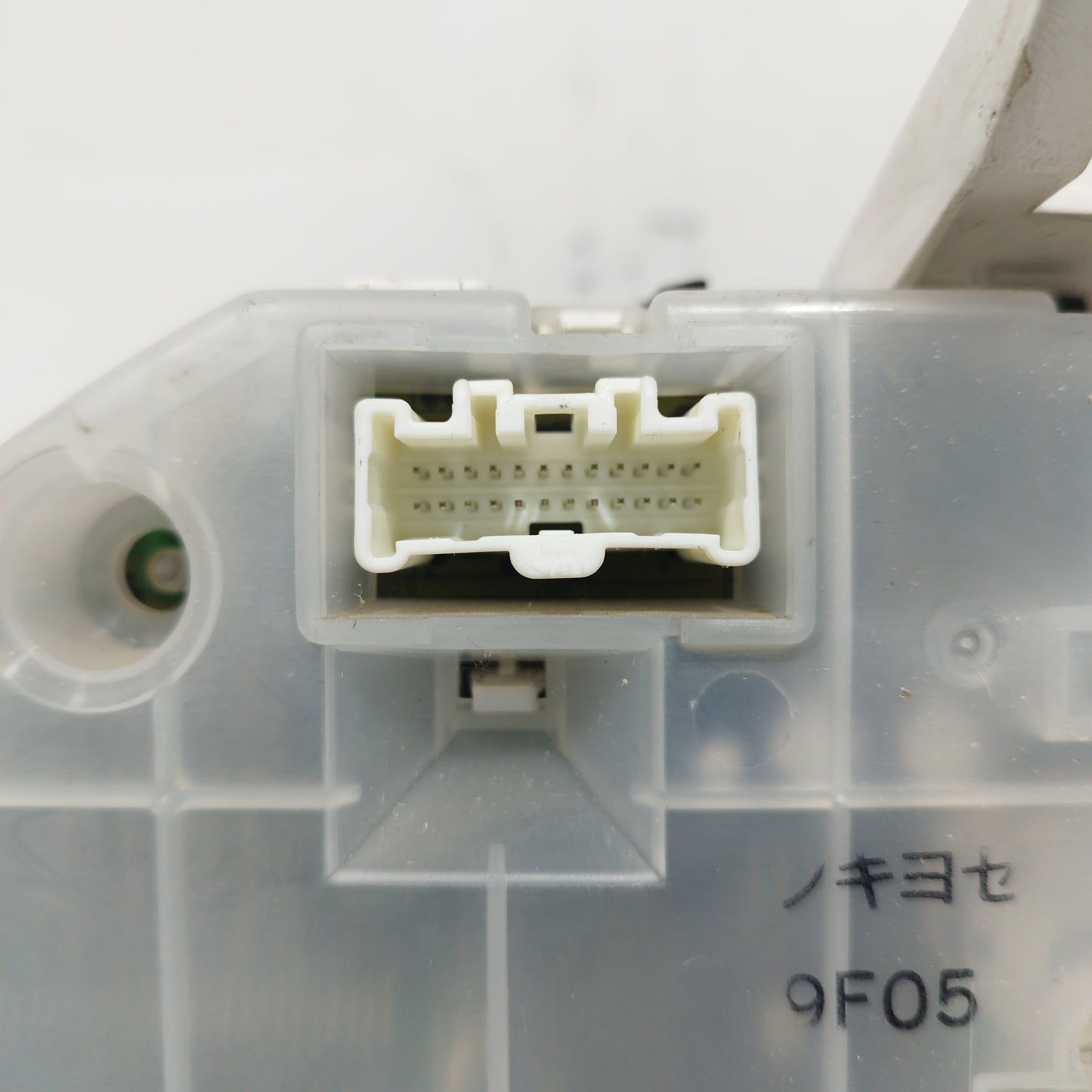 Quadro strumenti Mazda 2 1.3 B 2010 codice: D01J55430K9001 ecoAC5753