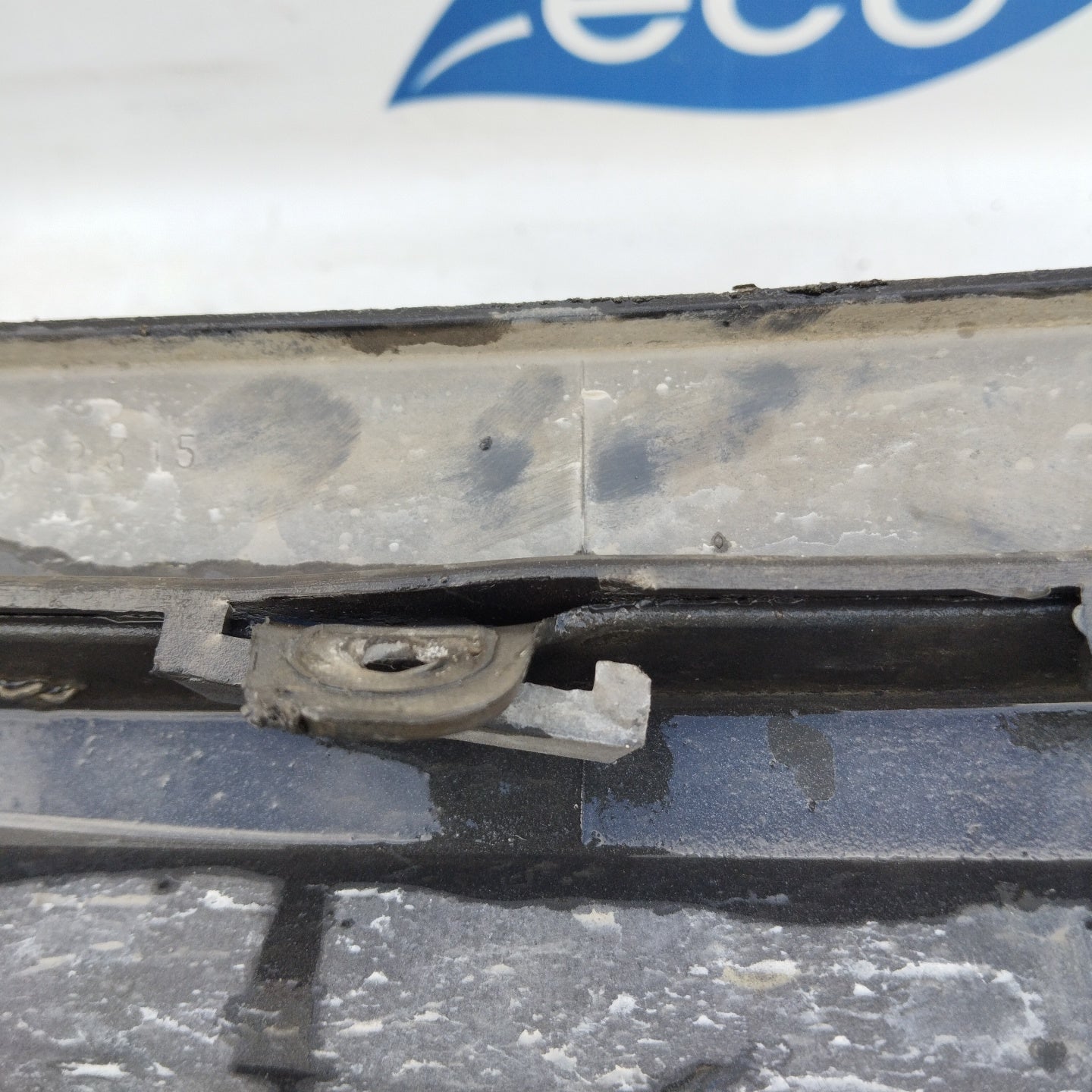 Medium gray front bumper Renault Clio 2008 ecoAG3296