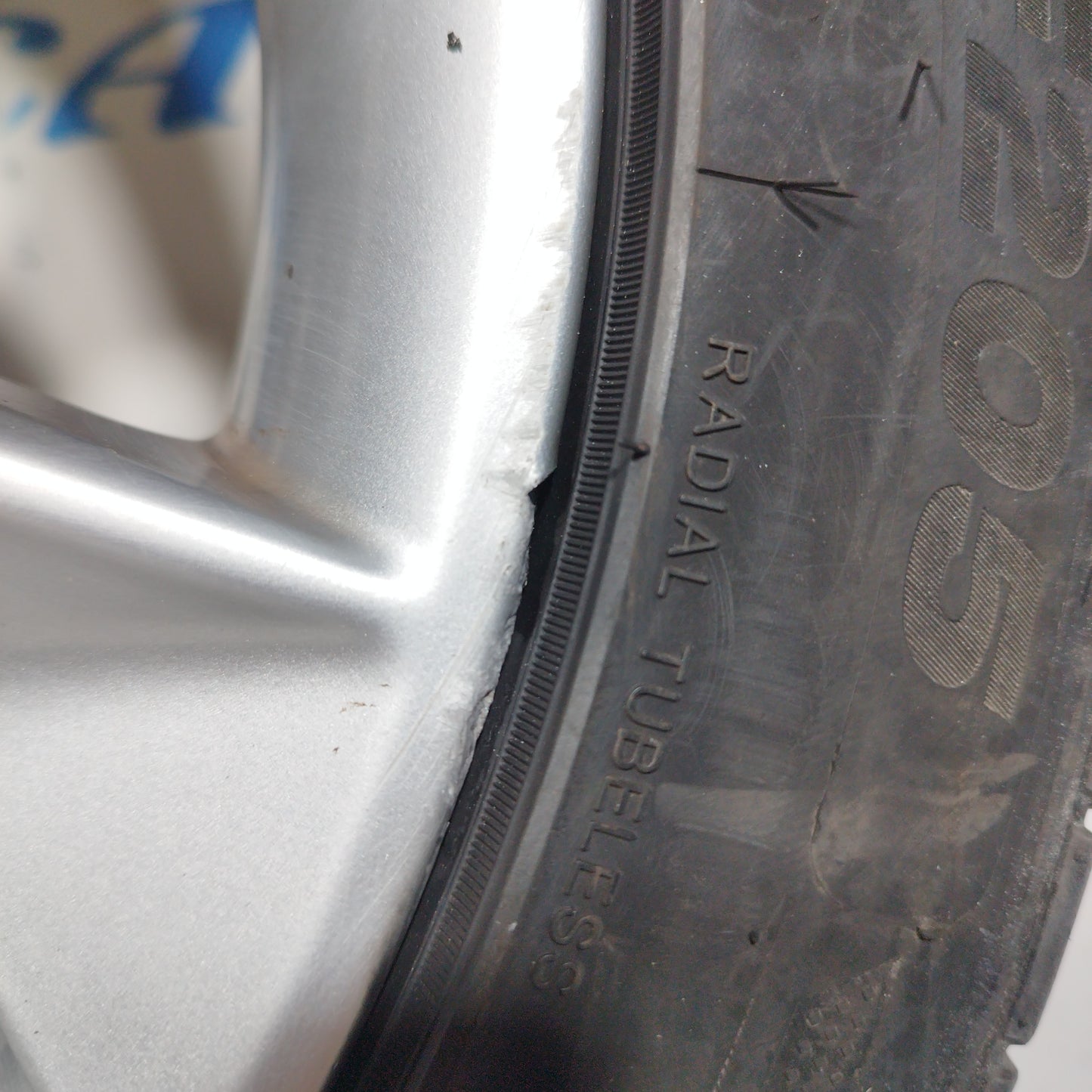 16' alloy wheels complete with Seat Ibiza 2010 FR ecoAC5813 tires