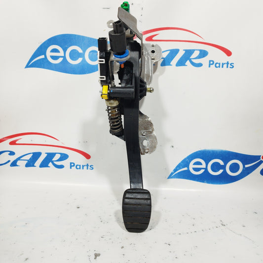 Renault Megane 2010 Kupplungspedal Code: 465030034R ecoAC6011