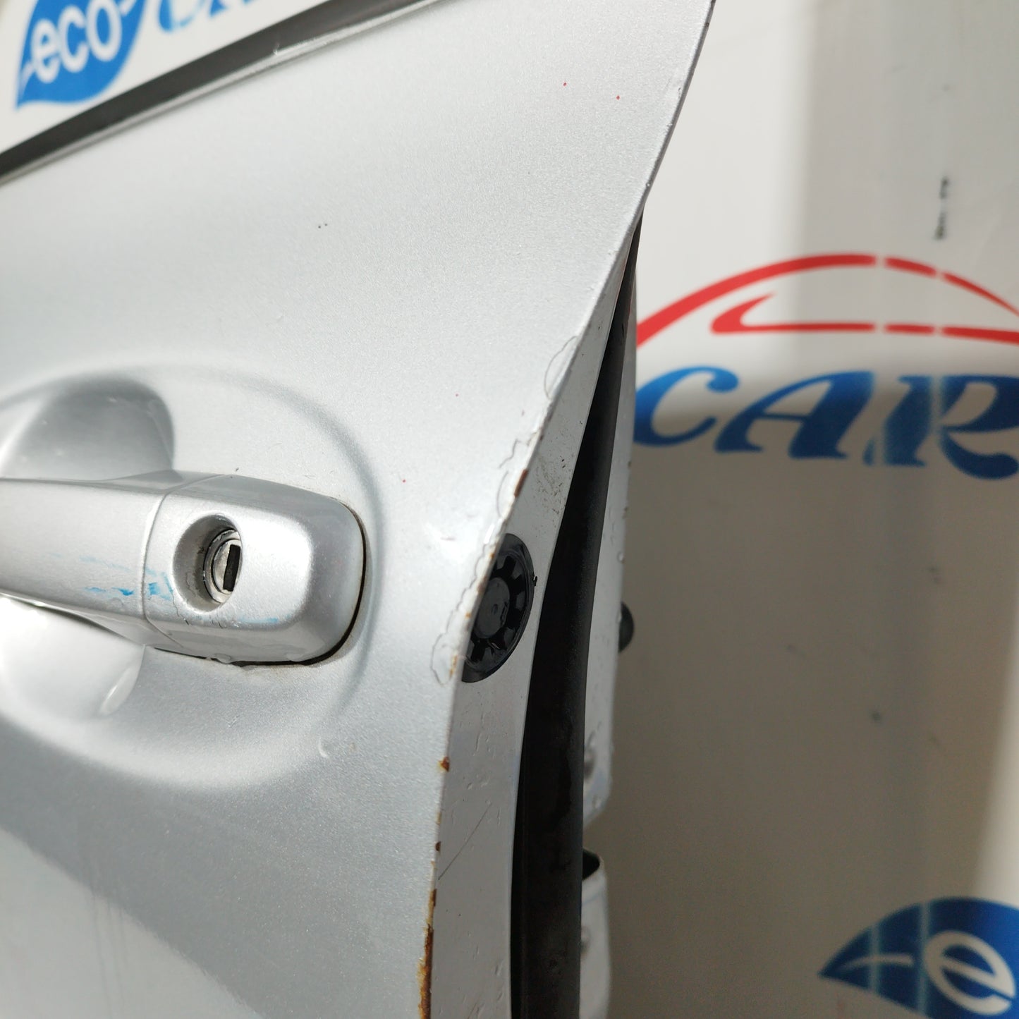 Silver gray left front door Toyota Yaris 2007 ecoAC6034