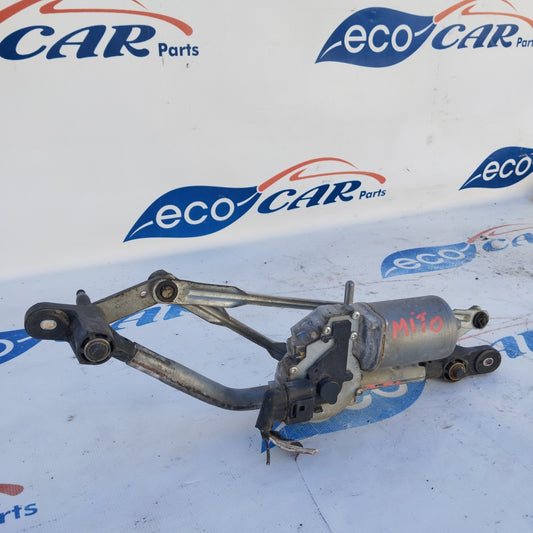 Alfa Romeo Mito 4 pin front windshield wiper motor code: W09106 ecoAG3548
