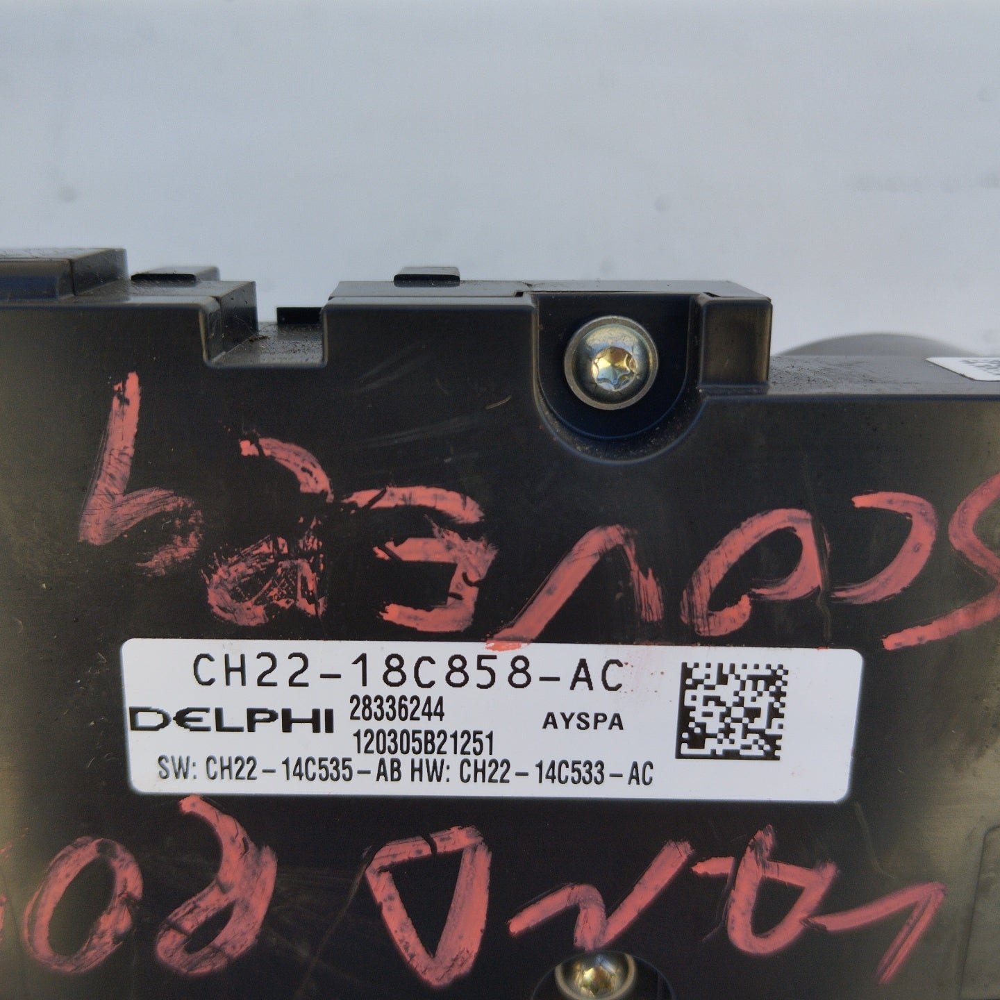 Land Rover Discovery 4 Autoradio-Bedienfeldcode: ch22-18c858-ac ecoAG3553