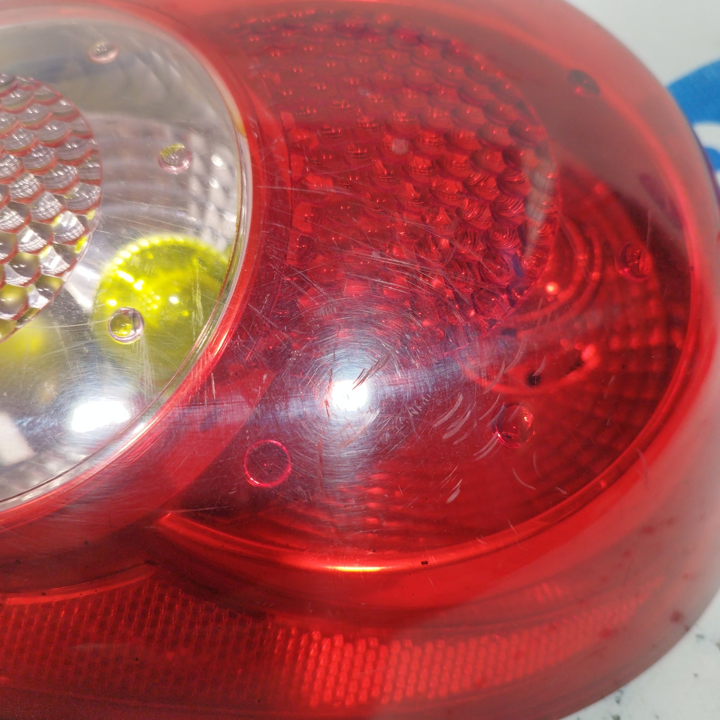 Toyota Aygo 2005 ecoAC6210 rechte Rückleuchte